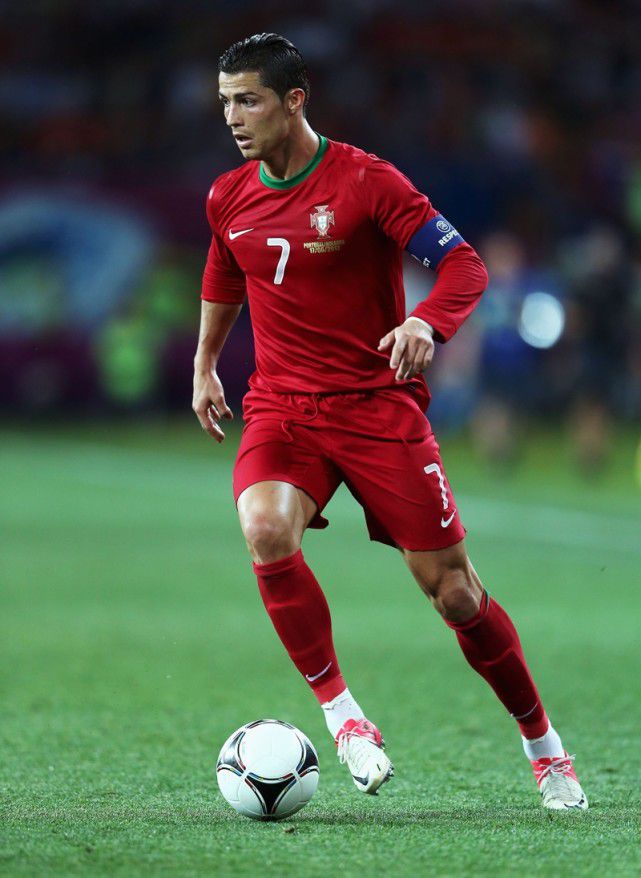 热刺可能终止与洛里的合同 并支付一笔补偿金英媒FootballInsider报道，热刺可能终止与门将洛里的合同。